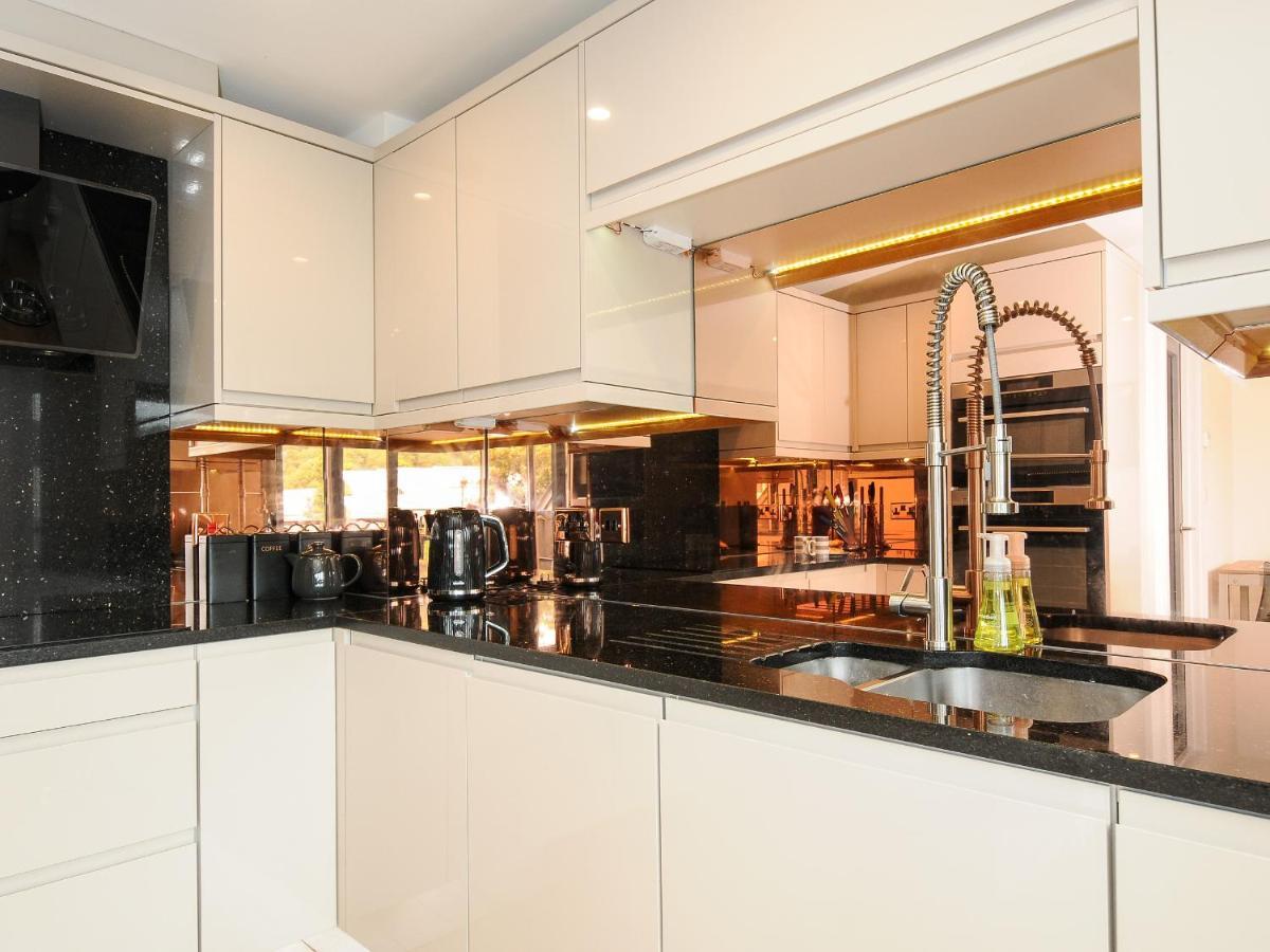 Bluebell Retreat Villa Лосуитиел Екстериор снимка